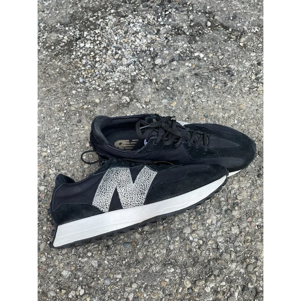 New Balance Women's 327 'Black Leopard' Casual Athletic Shoes Sz  10.5 - Picture 4 of 16